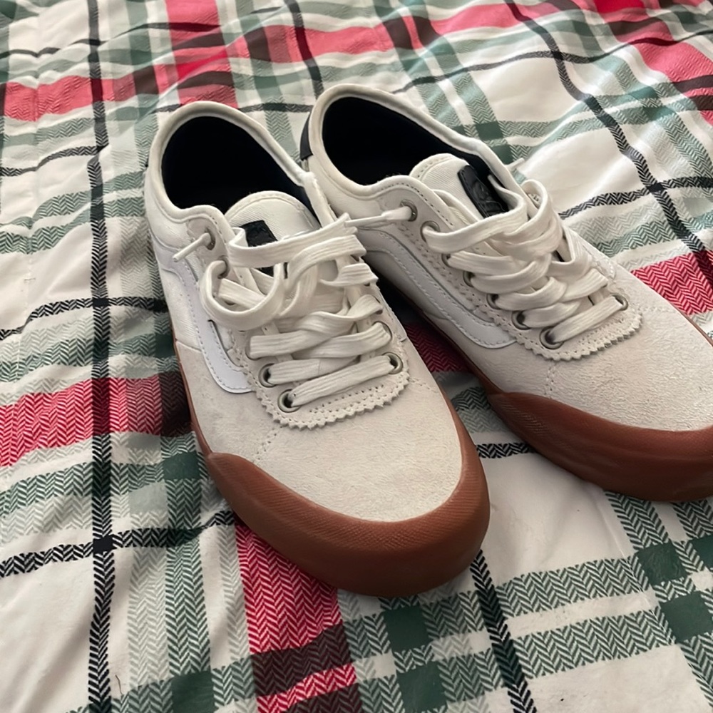 Size 7 vans